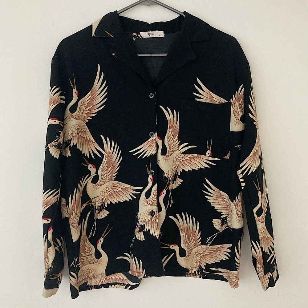 Crane print button up top
